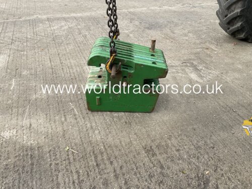 JOHN DEERE WEIGHTS 8X50KG